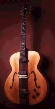 Les Paul's 'The Log', one of the first solidbody electric guitars.